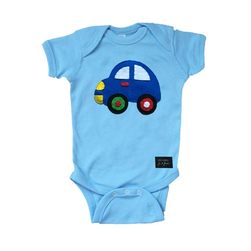 El coche – Mameluco de color azul celeste para bebé