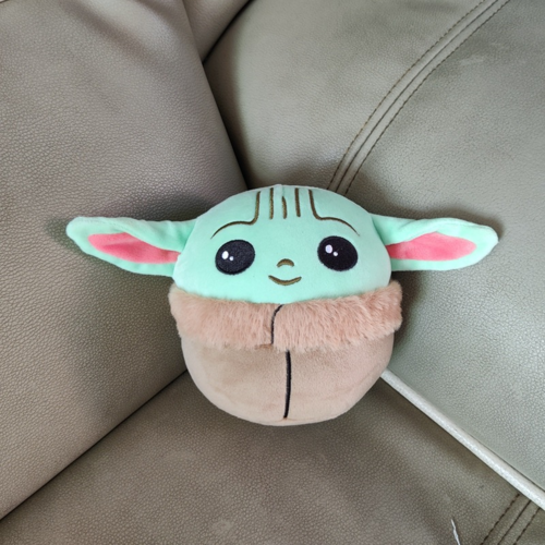 Peluche de bebé Yoda mandaloriano