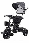 Cómodo triciclo para montar